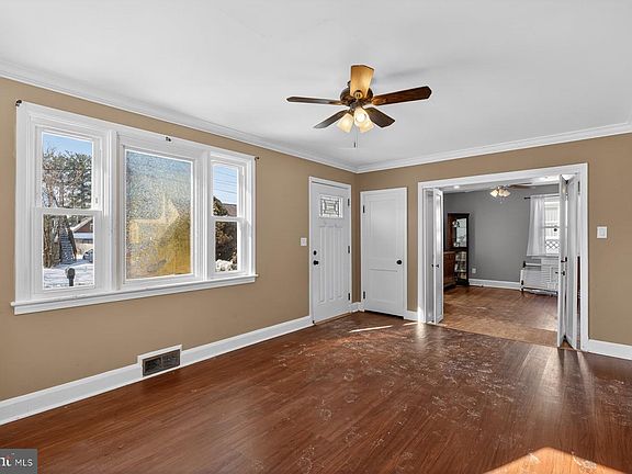 3rd image of 4102 Asbury Ave