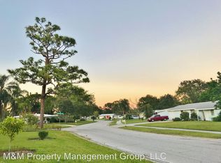 4622 Maceachen Blvd, Sarasota, FL 34233