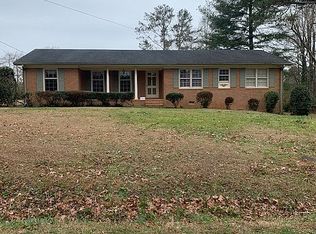 5960 Lake Acworth Dr NW, Acworth, GA 30101