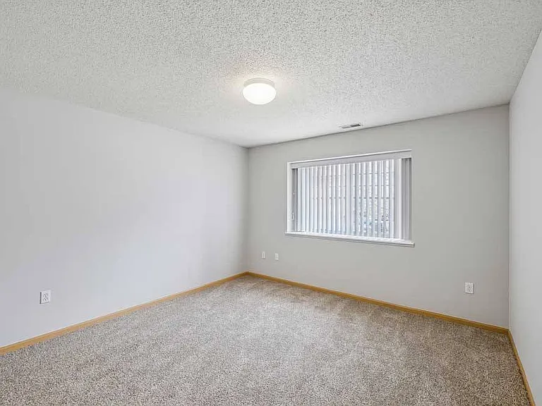 Pinebrook Apartments — Photo 107