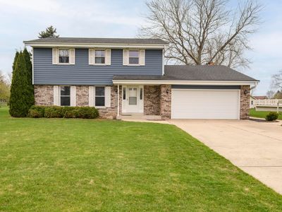 S103W21003 Heather Ln, Muskego, WI, 53150