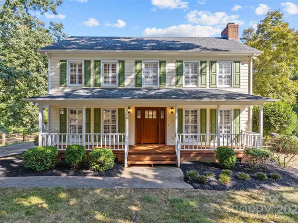 16317 Peach Grove Ln, Charlotte, NC 28277