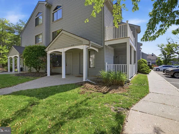 1310 Roberts Way, Voorhees, NJ 08043