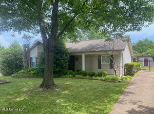 7556 Lone Oak Cv, Southaven, MS 38671