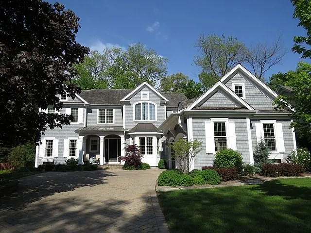 702 Moffett Rd photo 1