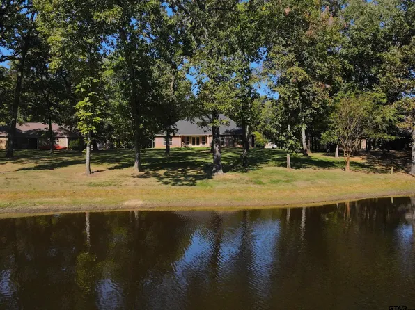 404 County Road 4220, Mount Pleasant, TX 75455