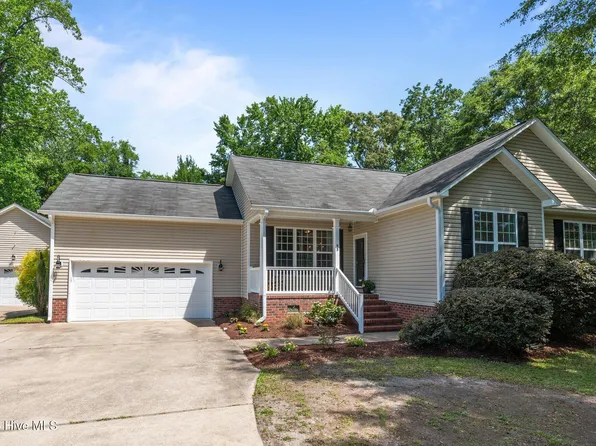 95 Pirate Cove Road, Washington, NC 27889