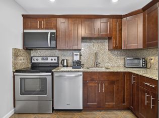 307 Wellington C, West Palm Beach, FL 33417