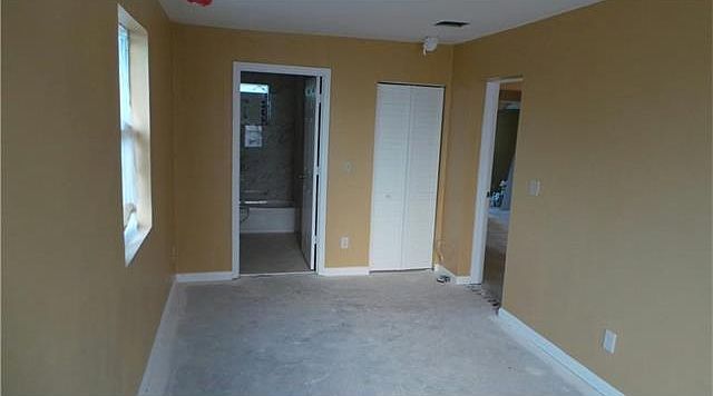 2nd image of 1528 NW 9th Ave