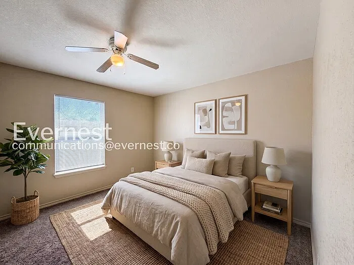 2 bed, 1.5 bath, 1104 sqft, $1,025 — Photo 3