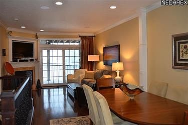 4th image of 3064 Whispering Shores Dr