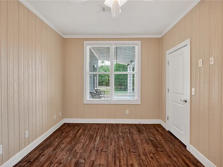 5428 Raymond Stotzer Pkwy — Photo 17