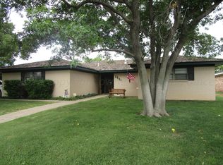 2501 Fir St, Pampa, TX 79065