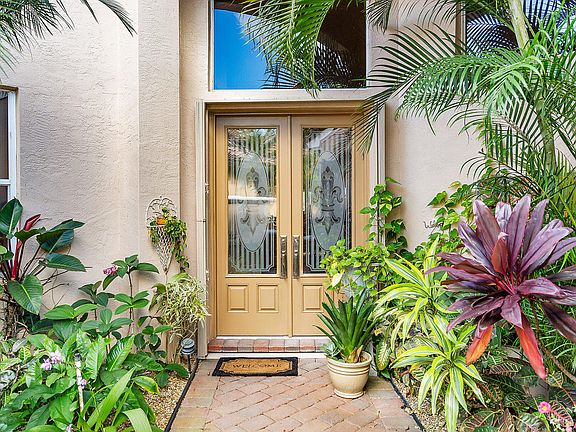 5th image of 10704 Fairmont Village Dr