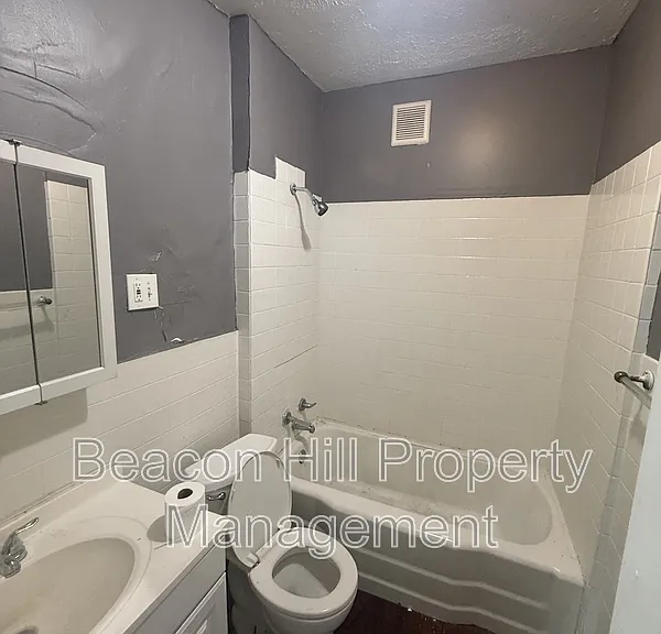 12602 Locke Ave — Photo 5