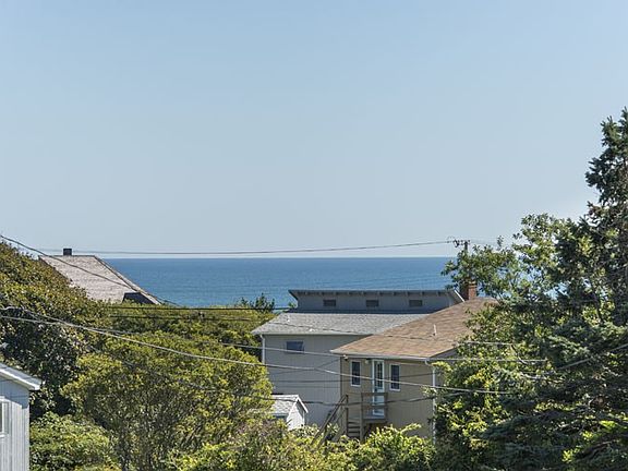 3rd image of 66 Monroe Dr