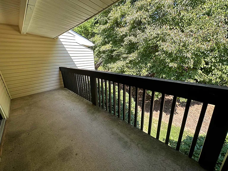 203 Driftwood Ln — Photo 30