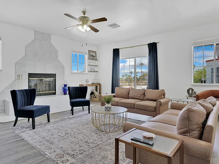 2666 N Girasol Ave — Photo 7