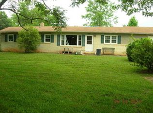 5324 Goat Farm Rd, Granite Falls, NC 28630