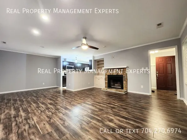 3707 Colony Crossing Dr, Charlotte, NC