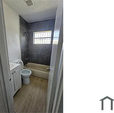 2 bed, 800 sqft, $1,300 — Photo 4