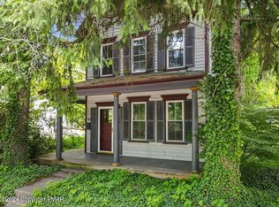 82 Broad St, Stroudsburg, PA