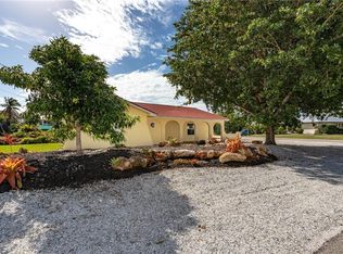 3623 Bayview Ave, Saint James City, FL 33956