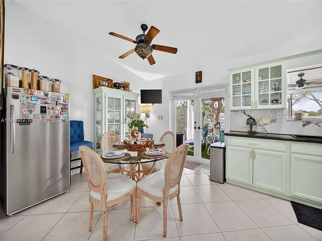 14610 SW 145th Pl — Photo 14