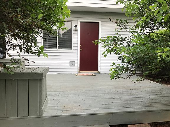4th image of 5012 Shady Oak Dr