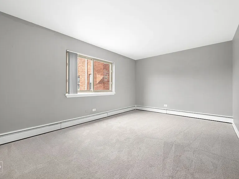 Welcome Home to 300 N Brockway Court — Photo 15