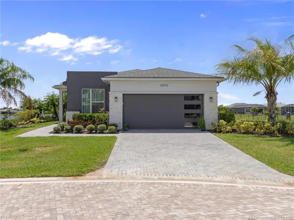 10975 SW Magenta Ln, Port Saint Lucie, FL 34987