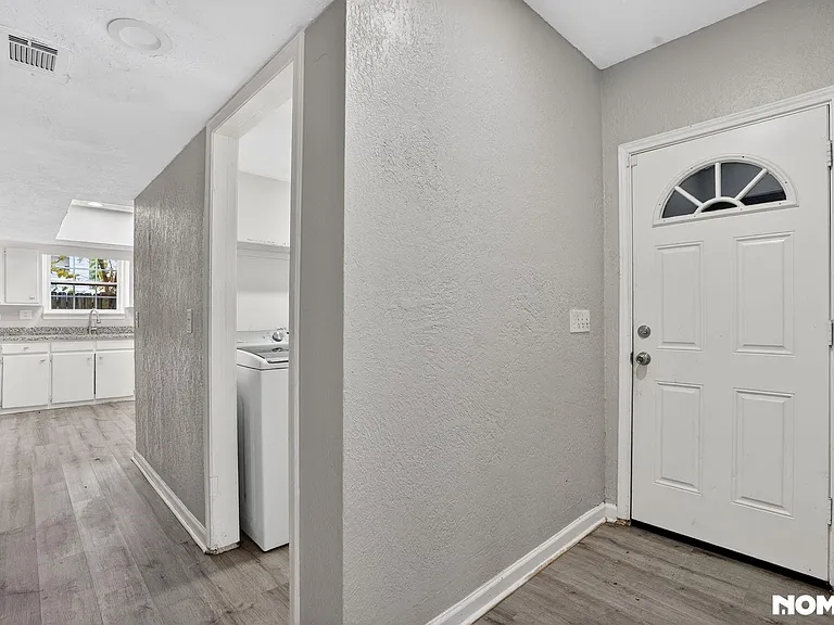 17805 Villa Way Dr — Photo 33