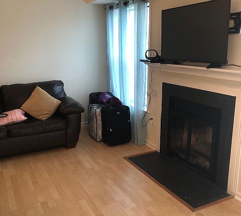 4th image of 2923G S Woodley St #1