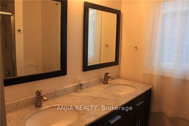 6 bed, $4,200 — Photo 4
