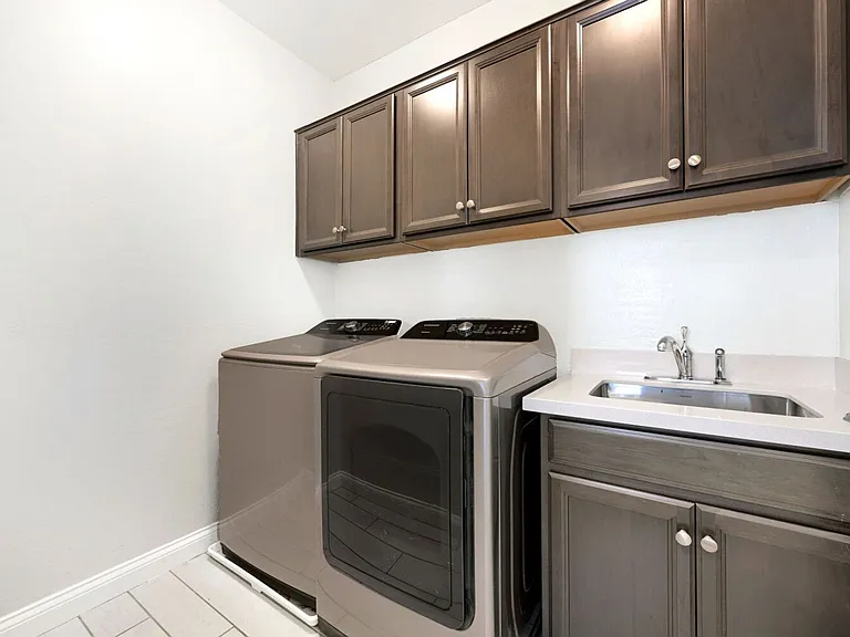 164 Pace Ave — Photo 18
