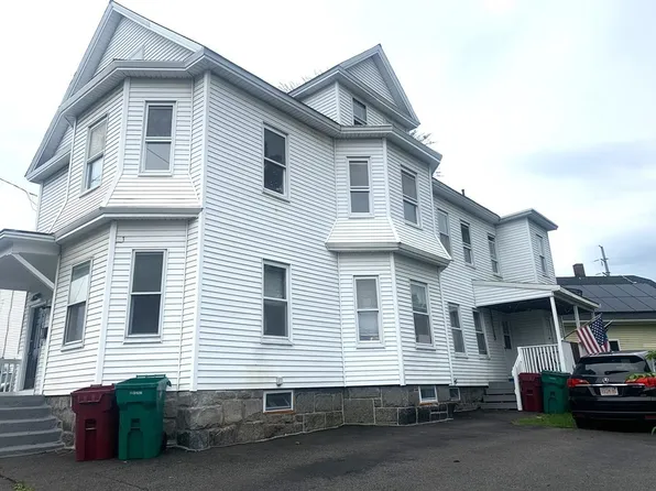 73-75 Moore St, Lowell, MA 01852
