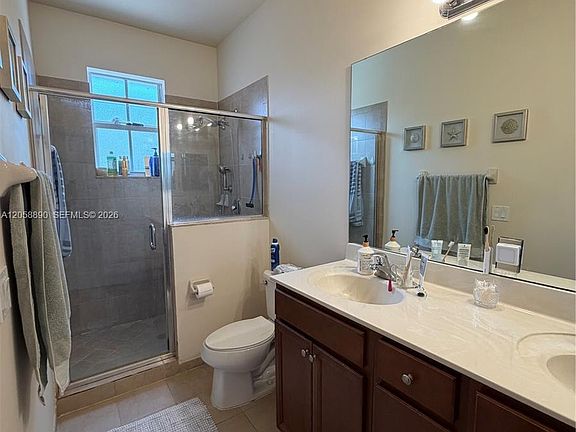 5th image of 17089 SW 93rd St #3