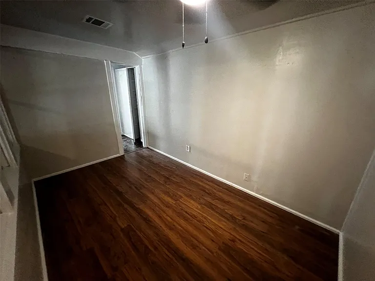 1805 E North St — Photo 17
