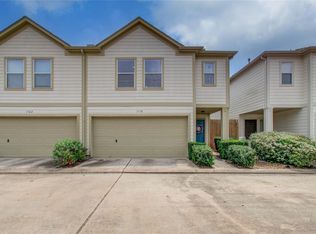 1718 Redwing Ridge Dr, Houston, TX 77009