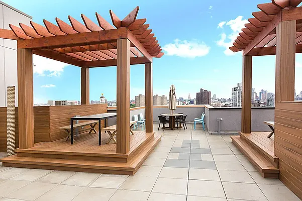 Rented by The KCI Group | media 14