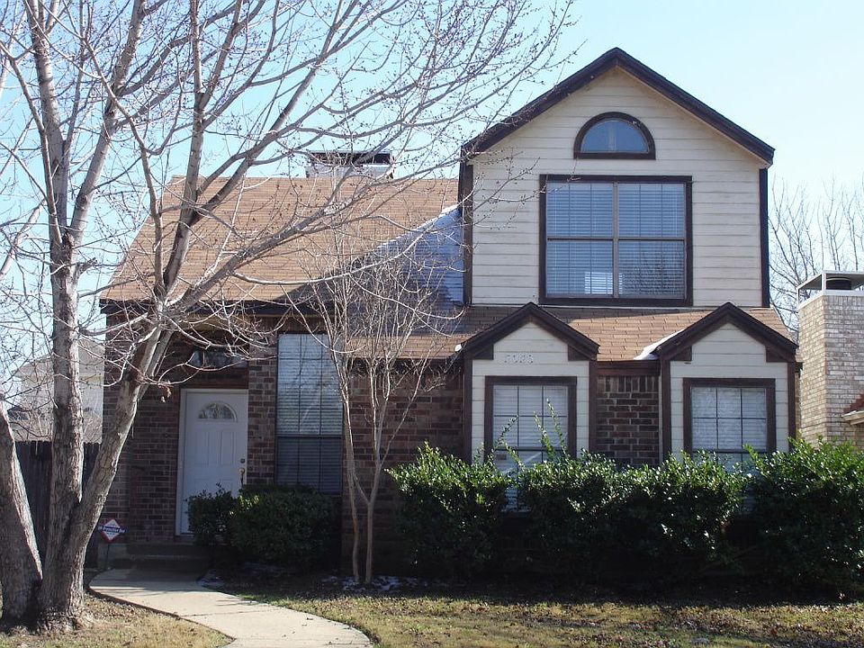 1st image of 2023 Feather Ln