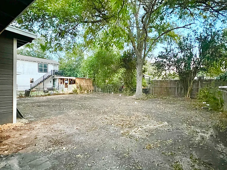 754 Fitch St — Photo 18