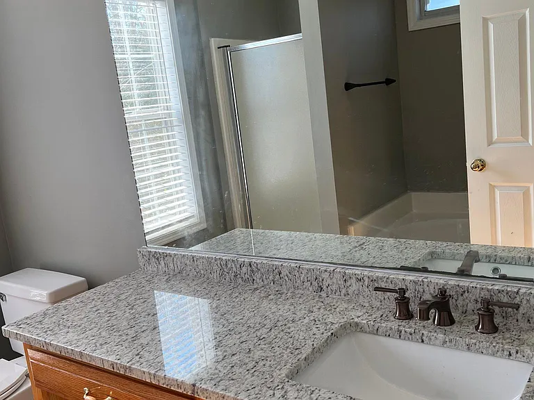 106 Oakwood Cir — Photo 19