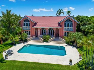 22 N Sewalls Point Rd, Sewalls Pt, FL 34996