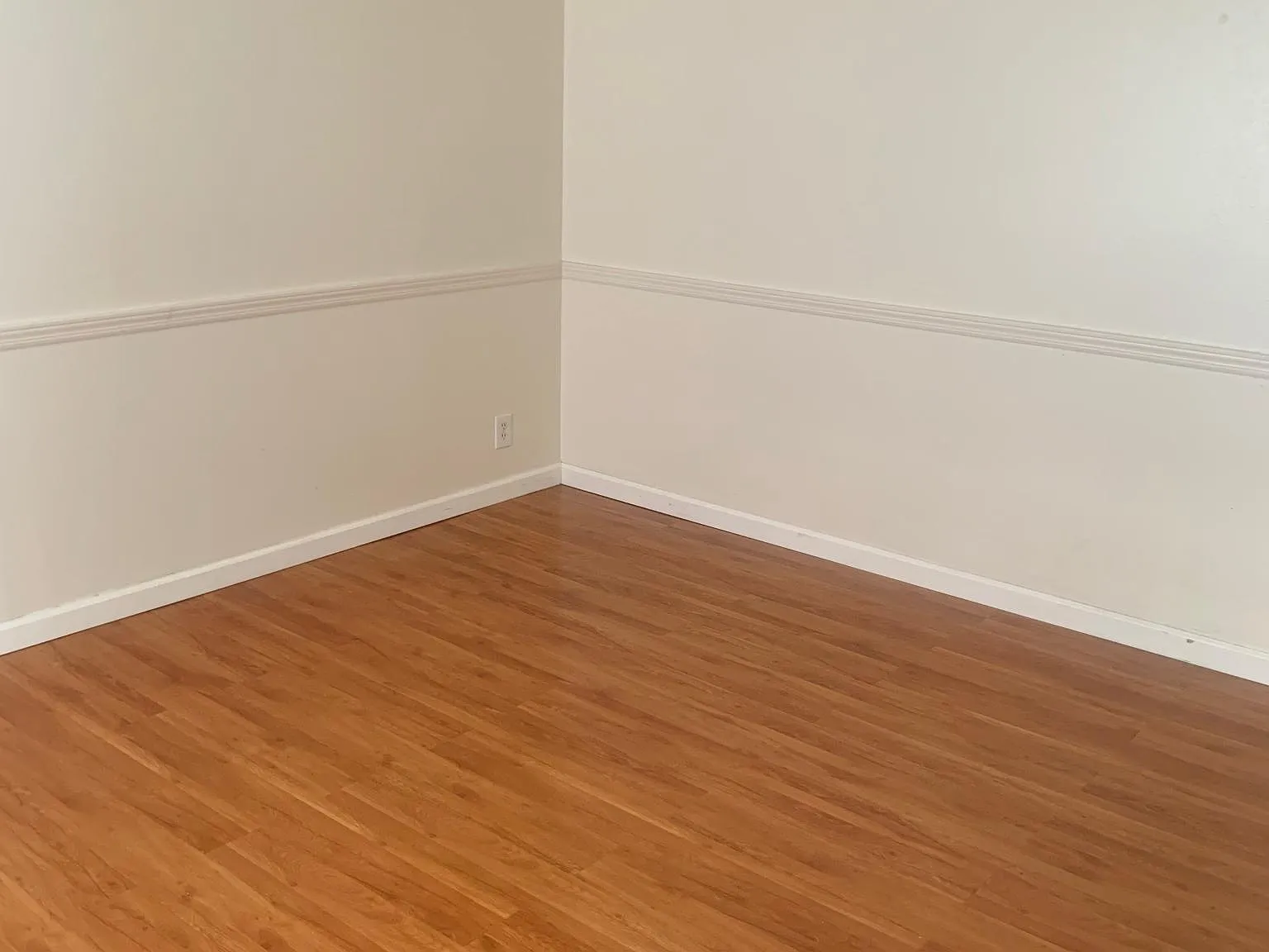 2 bed, 877 sqft, $1,250 — Photo 4
