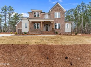 195 Sugar Sand Ln, West End, NC 27376