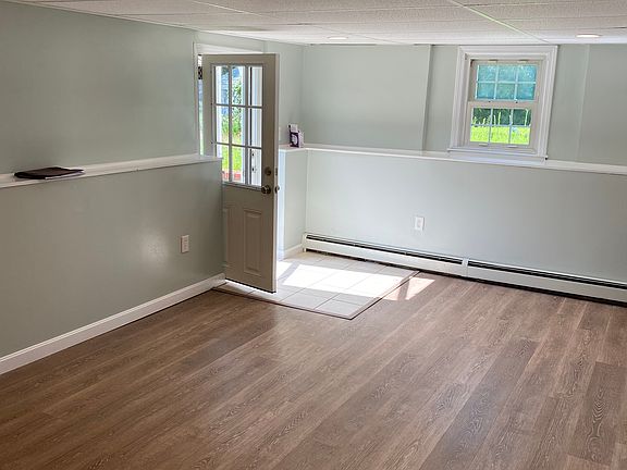 5th image of 1115 Shootflying Hill Rd APT B