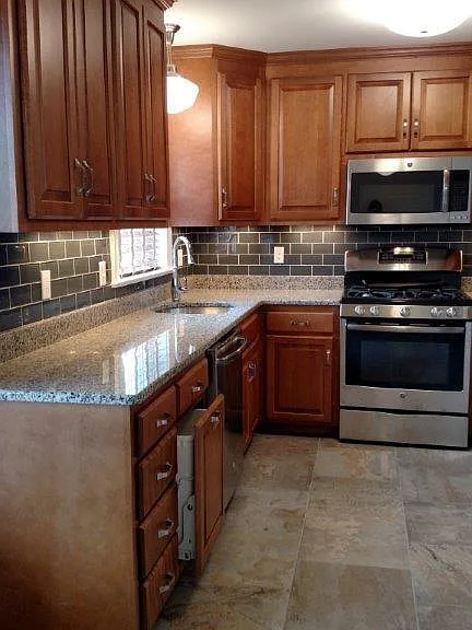 1 Hamilton St #3 — Photo 9