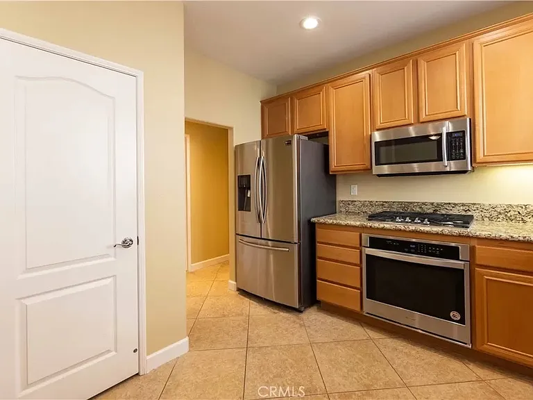 31538 Six Rivers Ct — Photo 10