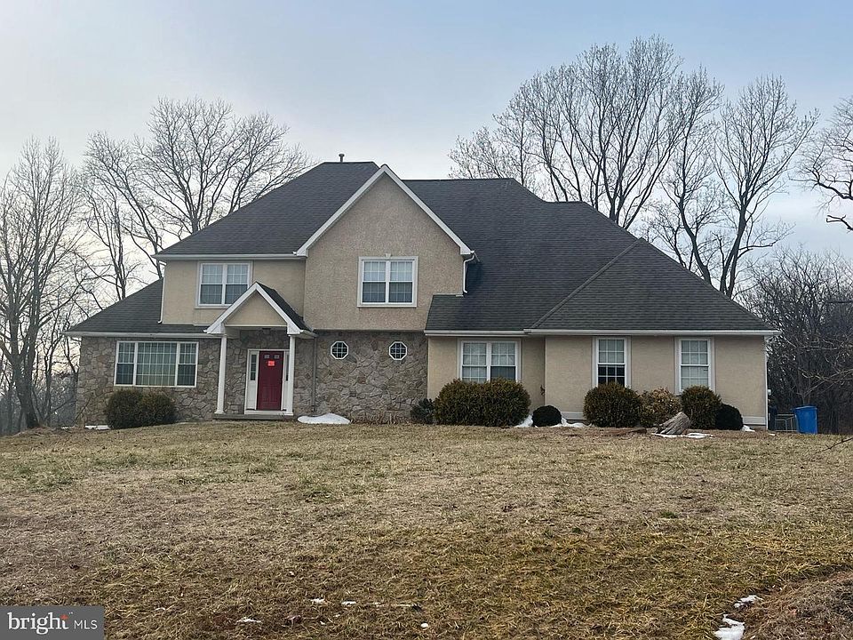 1st image of 112 Jules Dr
